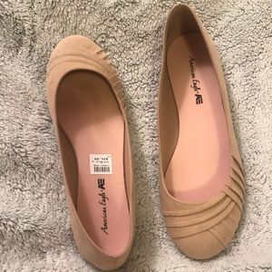 American Eagle Suede ballet shoes